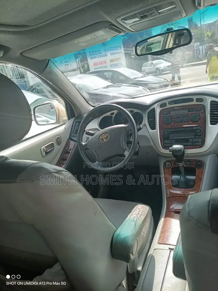 Toyota Highlander 2006 Gold