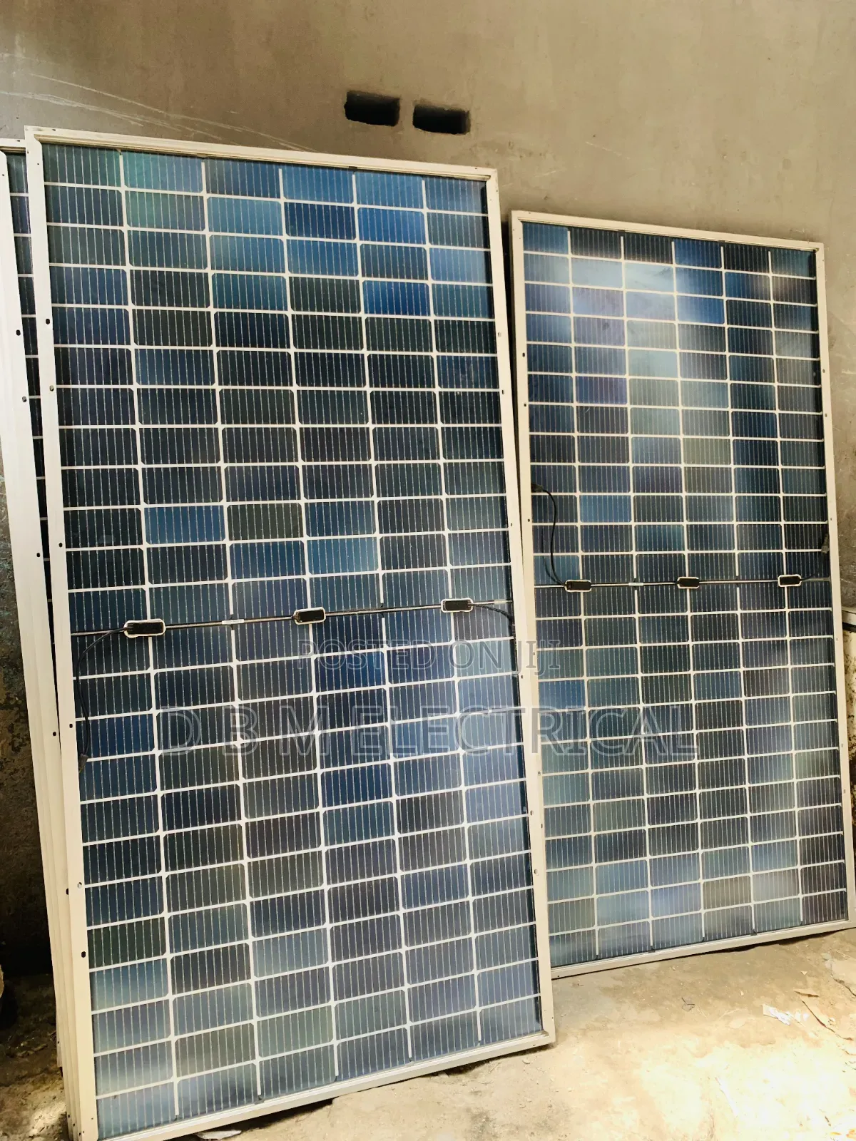 Jinko Solar Panel 725watts