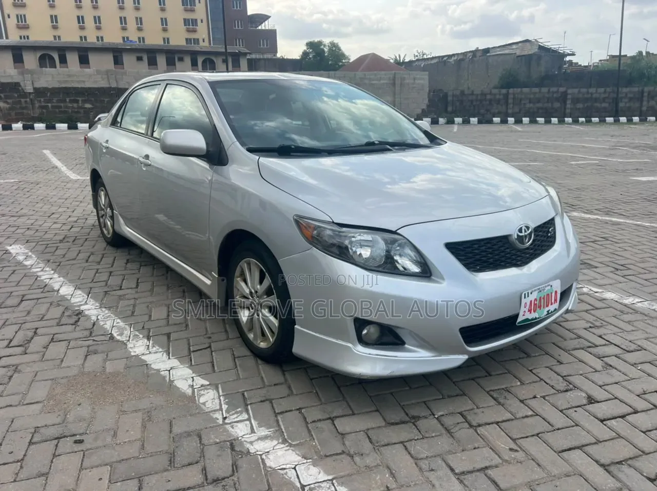 Toyota Corolla 2010 Silver