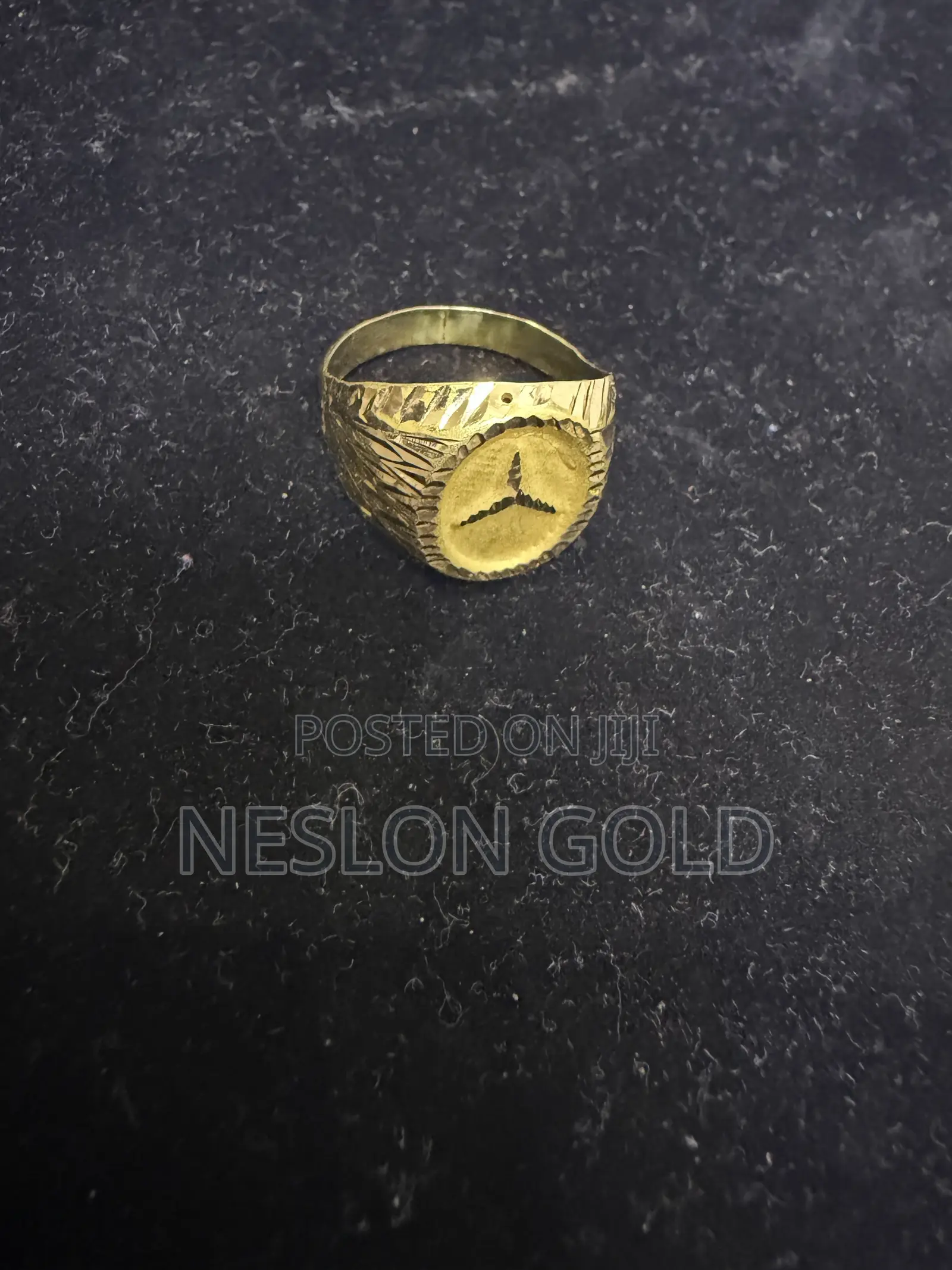 ITALY 750 Tested 18karat Gold Ring