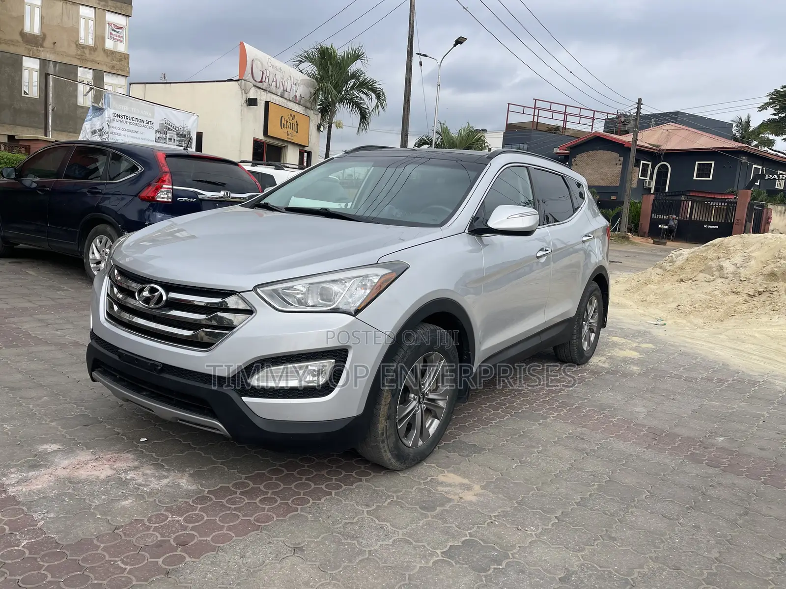 Hyundai Santa Fe GLS 4dr SUV AWD (3.3L 6cyl 6A) 2015 Silver