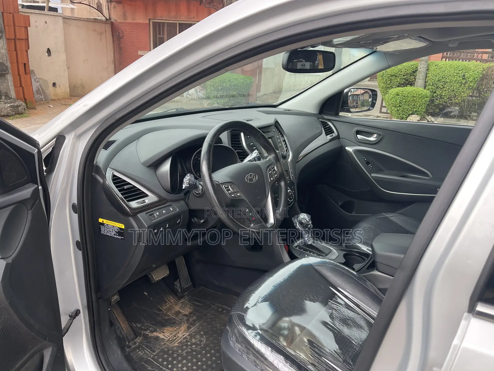 Hyundai Santa Fe GLS 4dr SUV AWD (3.3L 6cyl 6A) 2015 Silver