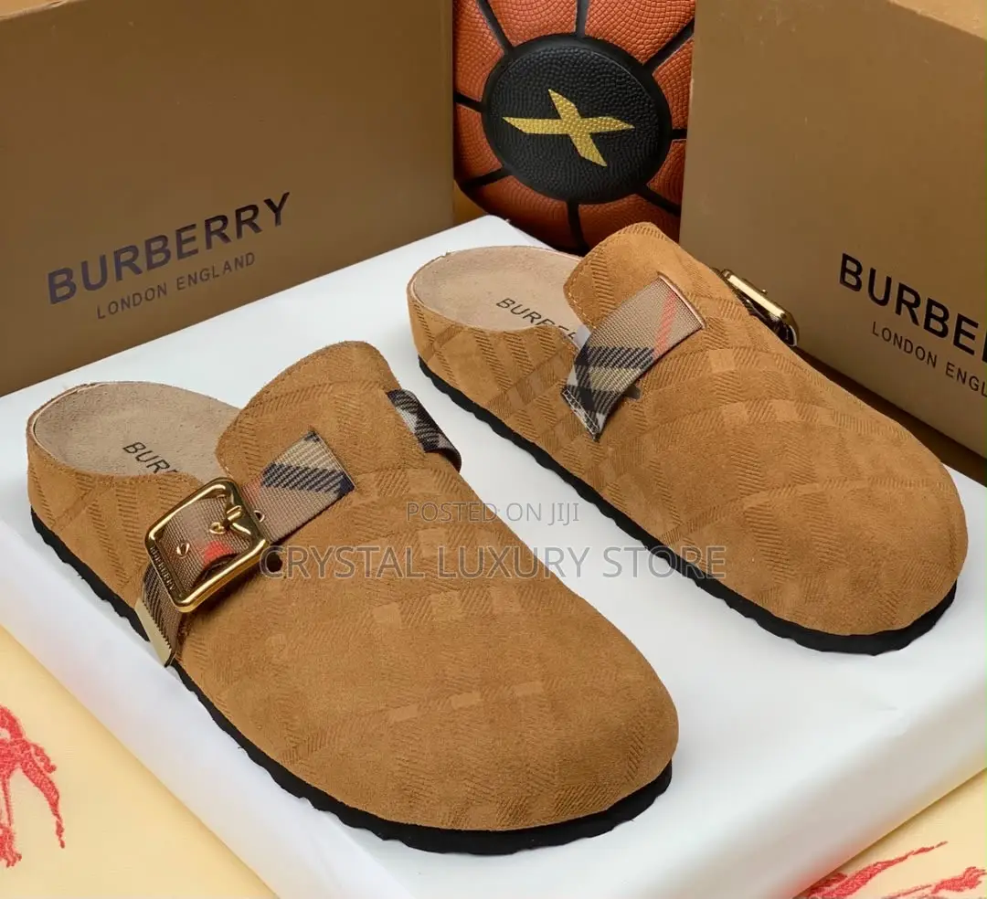 Burberry Quality Luxury Men Halfshoe