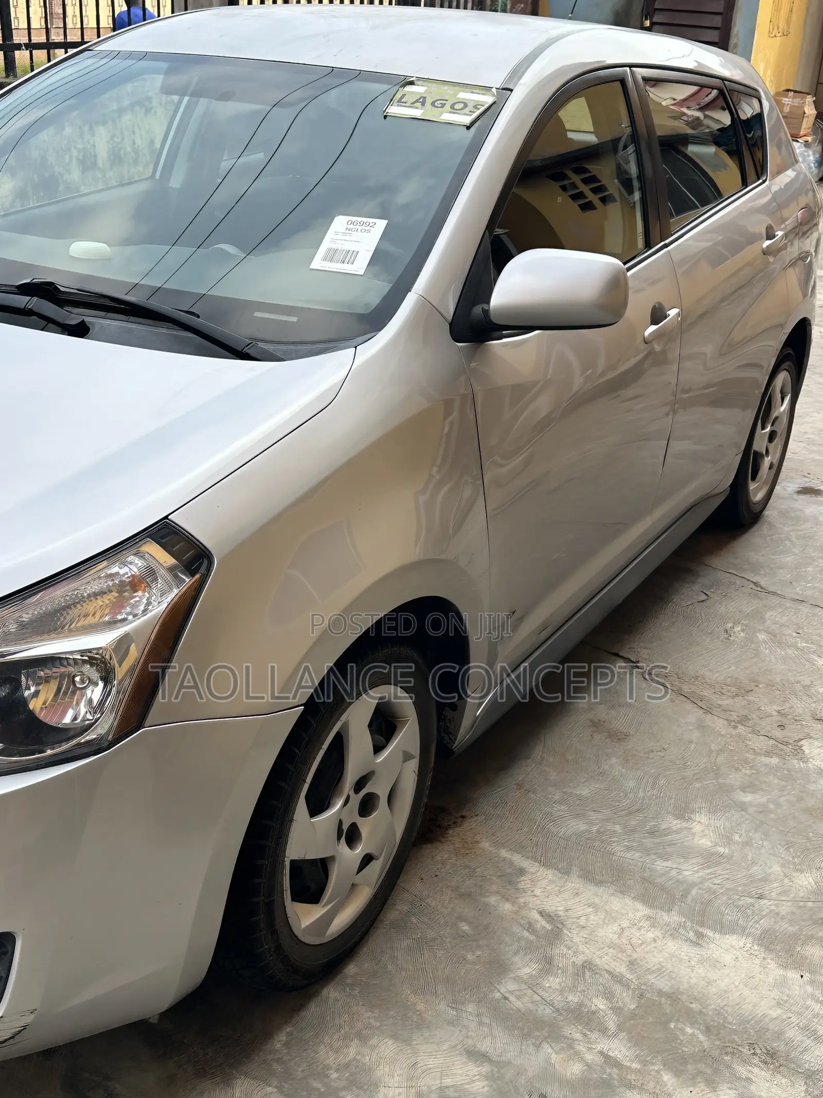 Pontiac Vibe 1.8L 2009 Silver