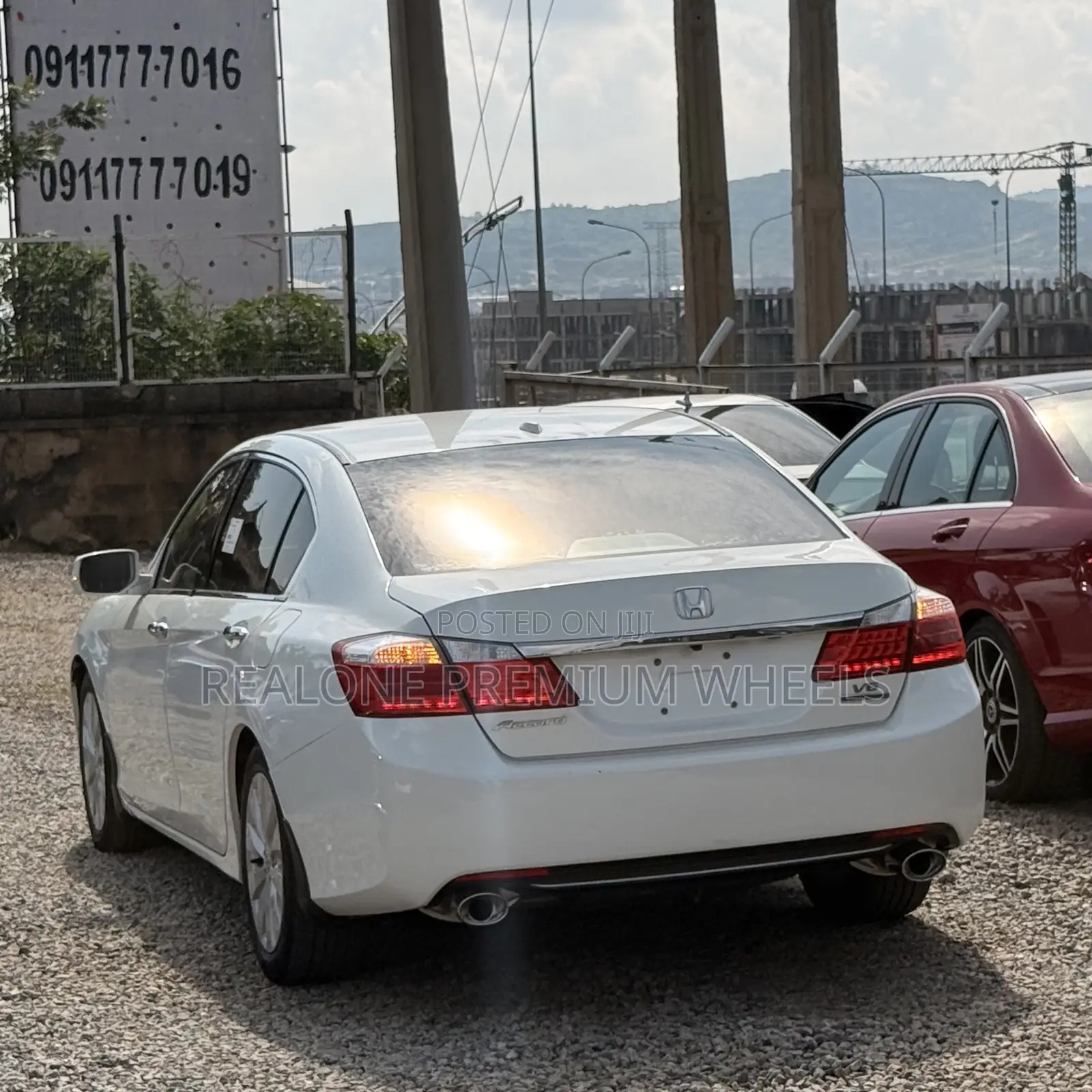 Honda Accord Touring V-6 4dr Sedan (3.5L 6cyl 6A) 2015 White
