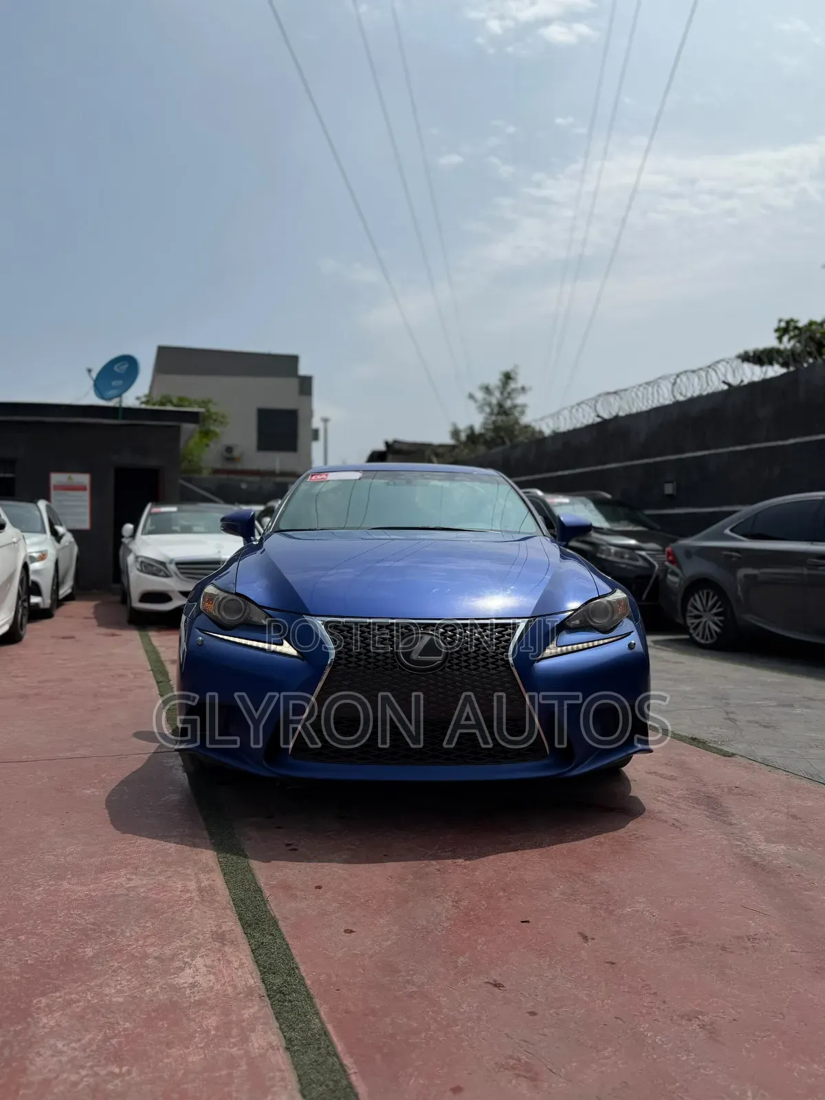 Lexus IS 250 2014 Blue
