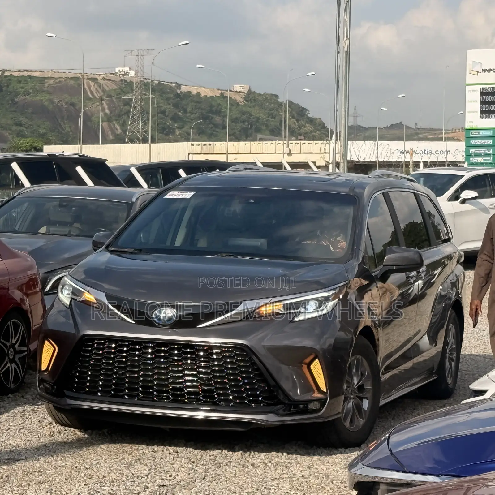 Toyota Sienna 2021 Gray