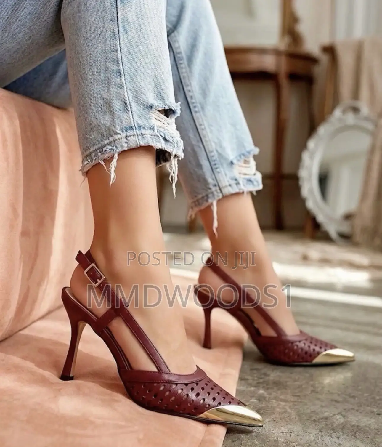 Pointed Leather Shoes