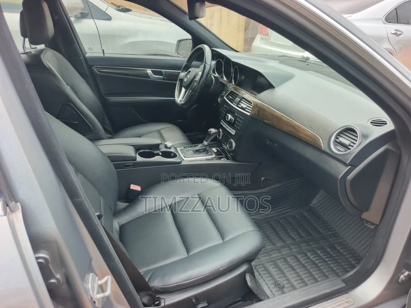 Mercedes-Benz C350 2014 Gray