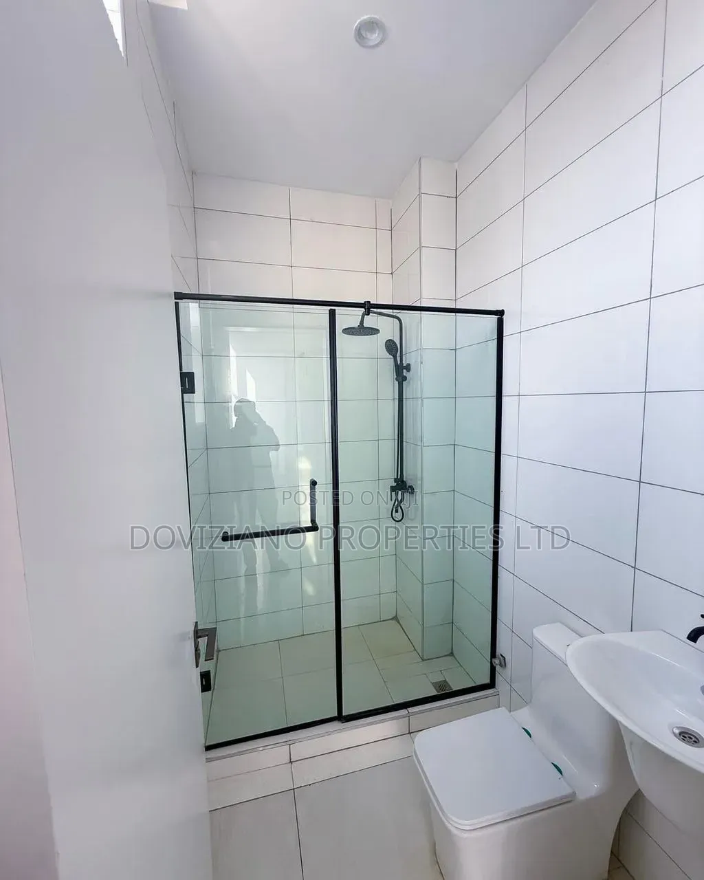 2bdrm Apartment in Victoria Island Extension for sale