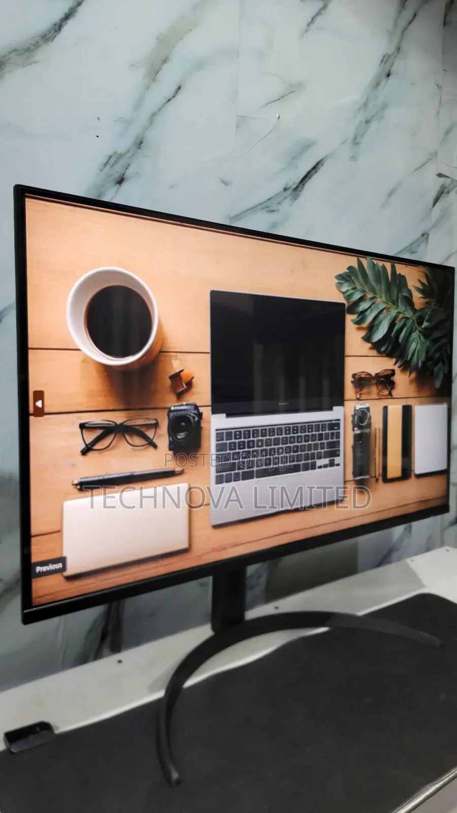 Crossover 32uu2 Ips Uhd Ultraslim Ips Thunderbolt USB-C Monitor