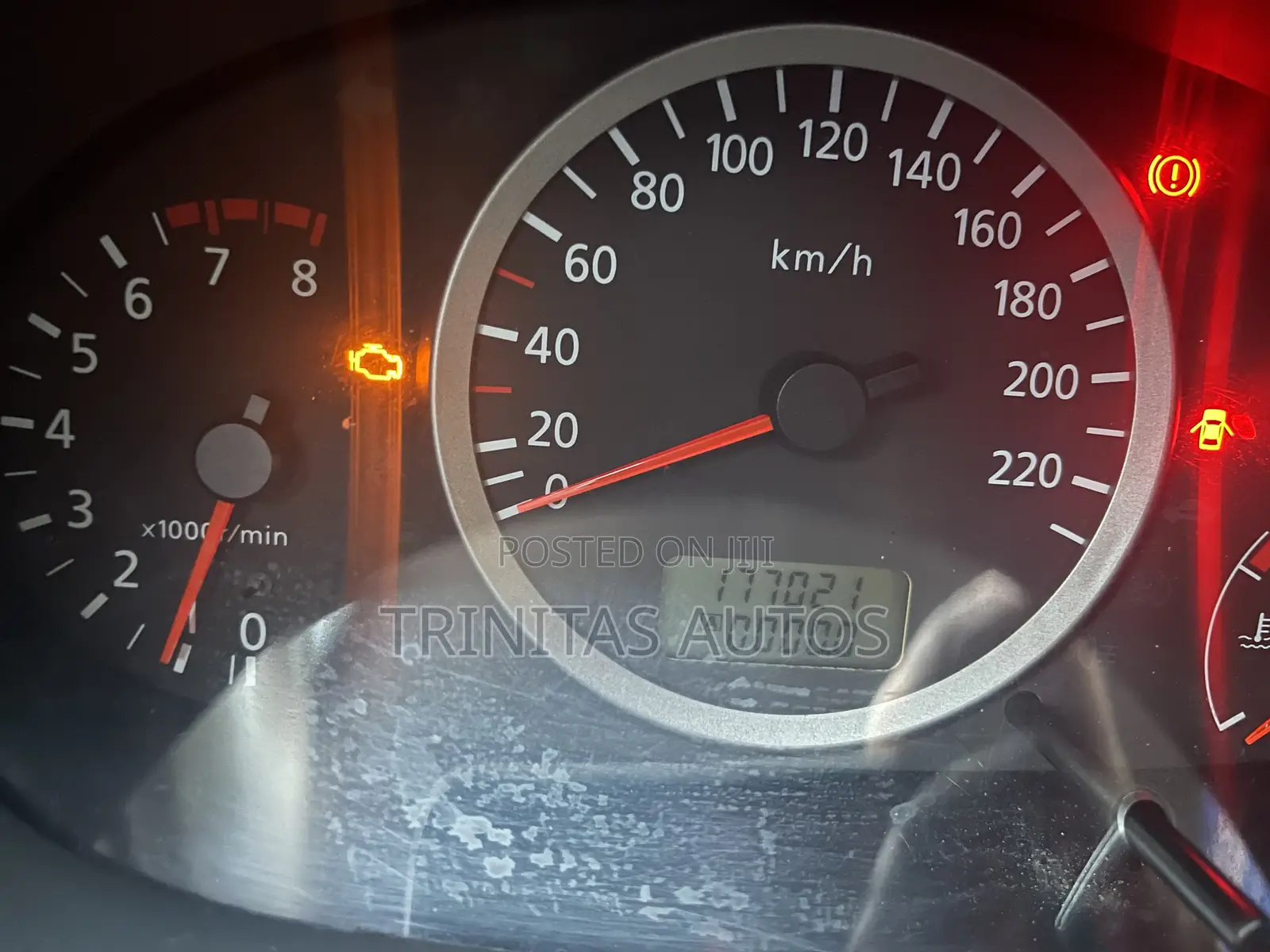 Nissan Almera Tino 2005 Silver