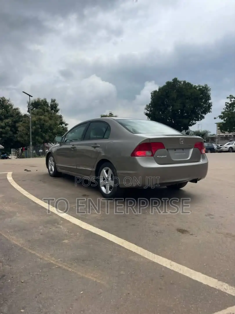 Honda Civic 2007 Gray