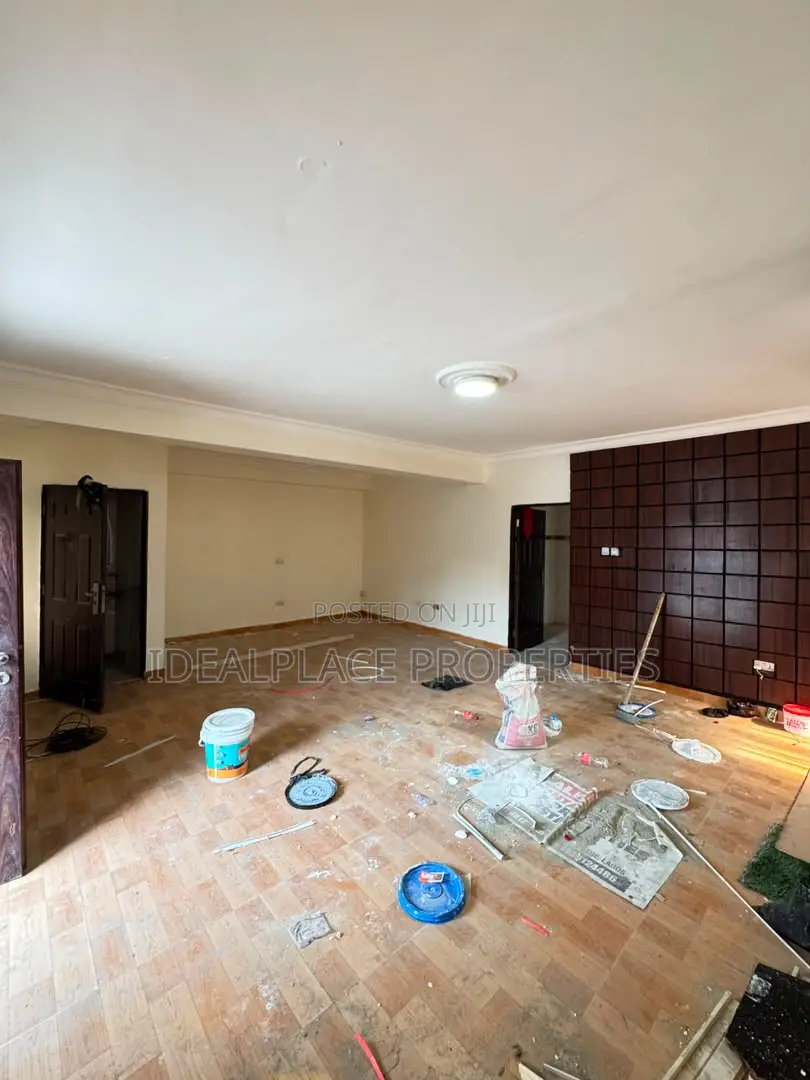 4bdrm Duplex in Surulere for sale
