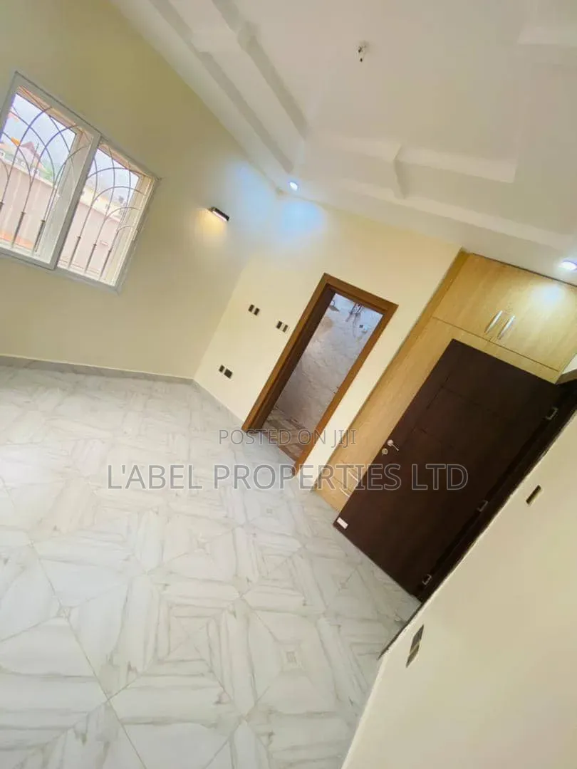 2bdrm Block of Flats in Kubwa F14 for rent