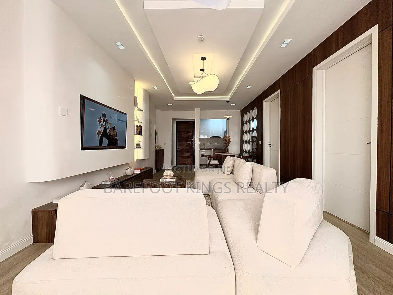 Luxury 2 Bedroom Apartment