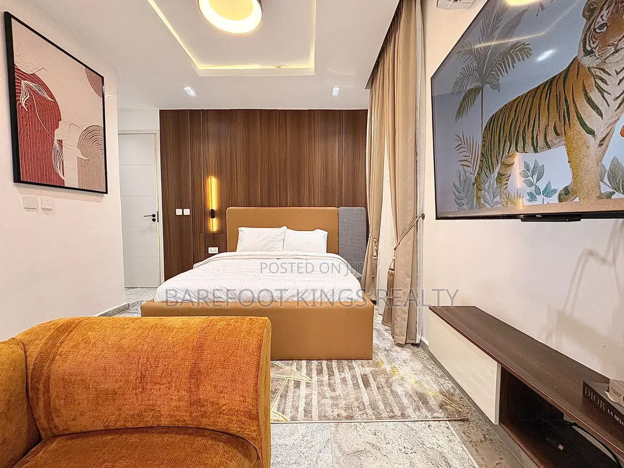 Luxury 2 Bedroom Apartment