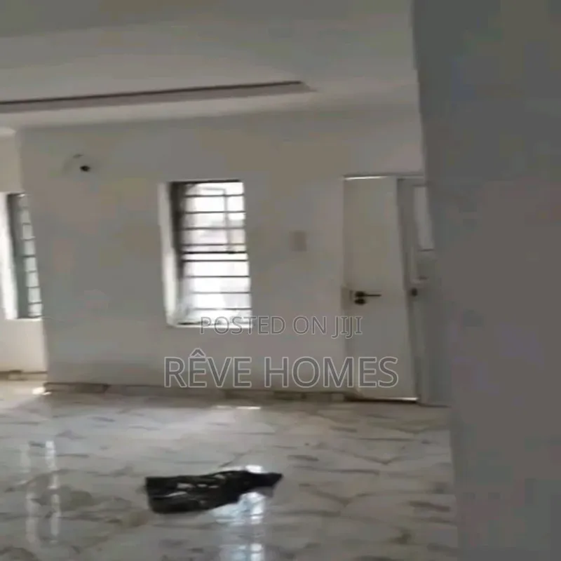 2bdrm Block of Flats in Alagomeji for rent