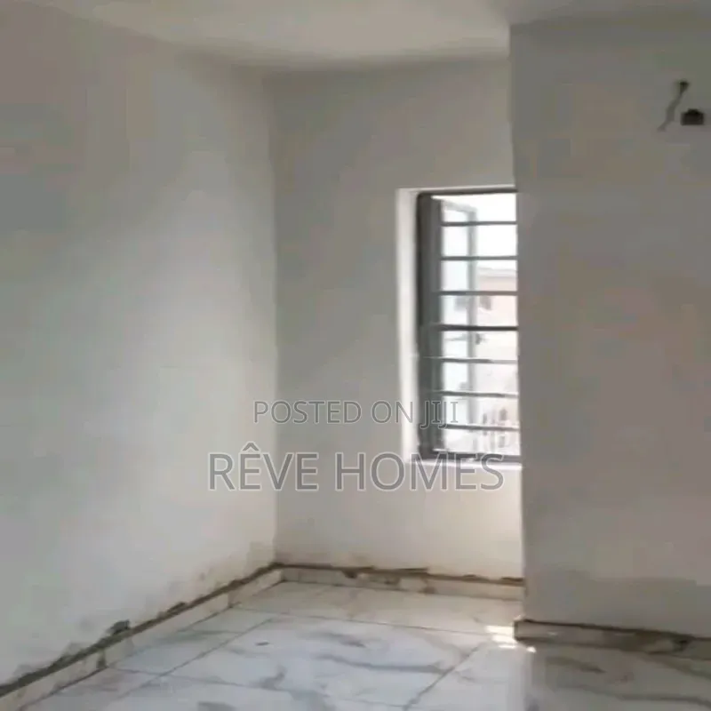 2bdrm Block of Flats in Alagomeji for rent