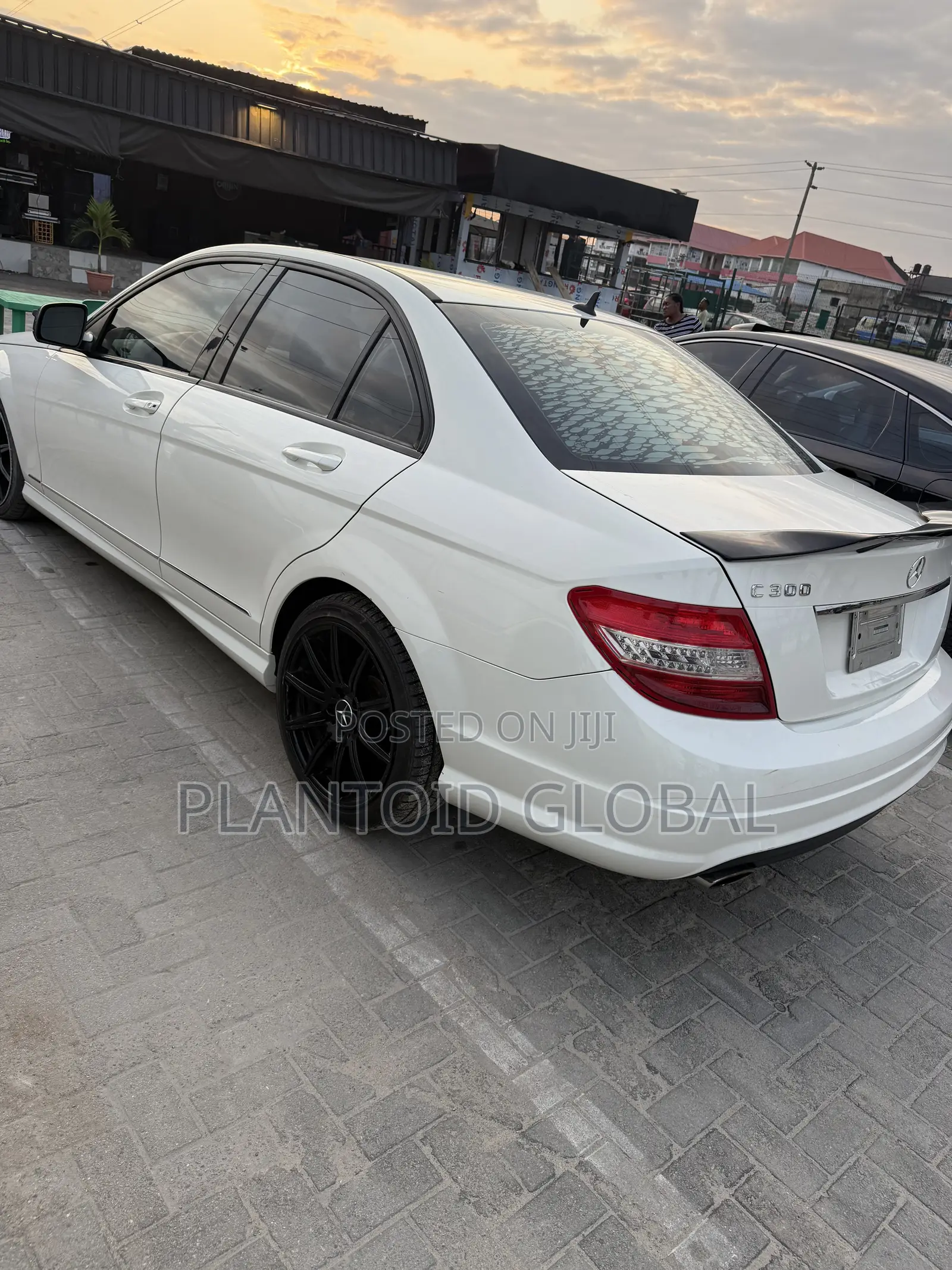 Mercedes-Benz C300 2010 White