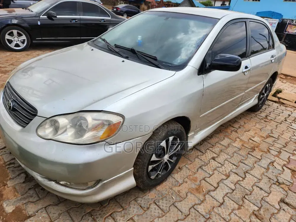 Toyota Corolla 2004 Silver