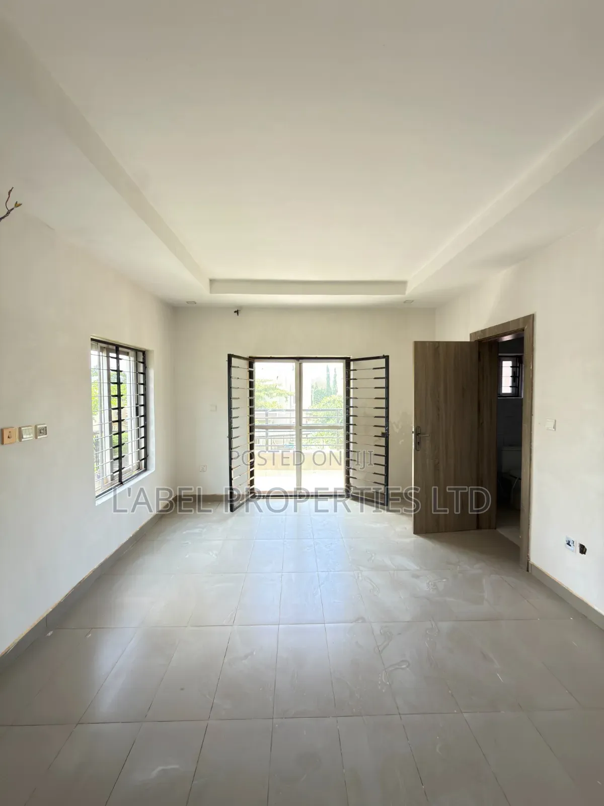 2bdrm Duplex in Urban Shelter Homes for sale