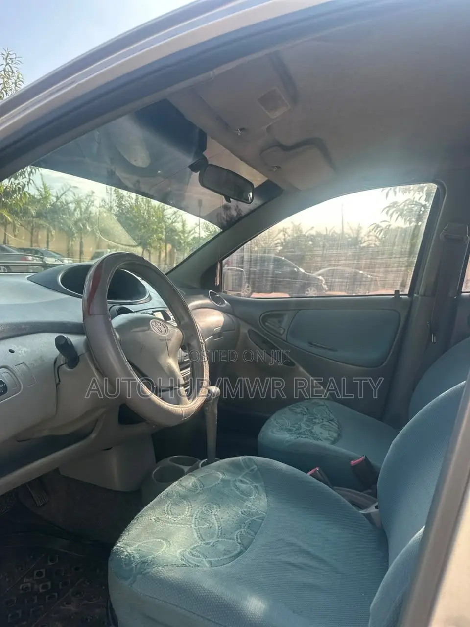 Toyota Yaris 2004 Silver