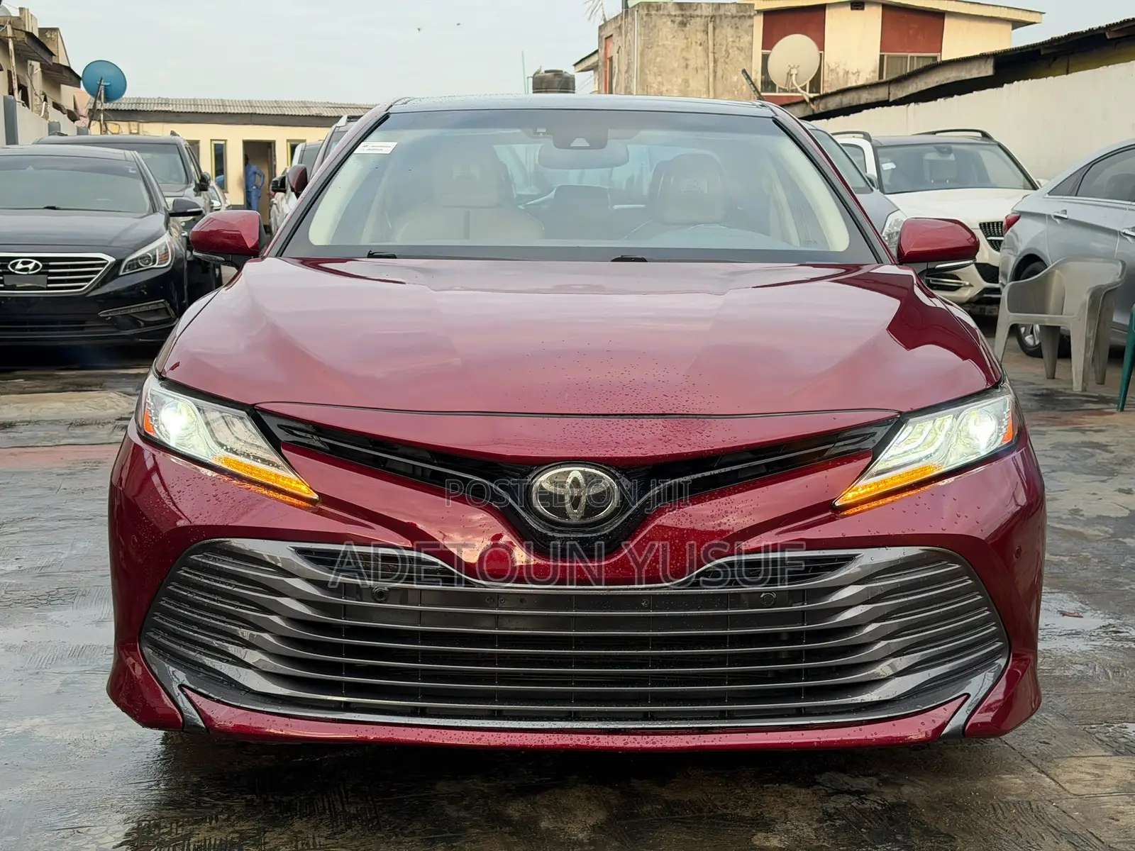 Toyota Camry XLE FWD (2.5L 4cyl 8AM) 2018 Red