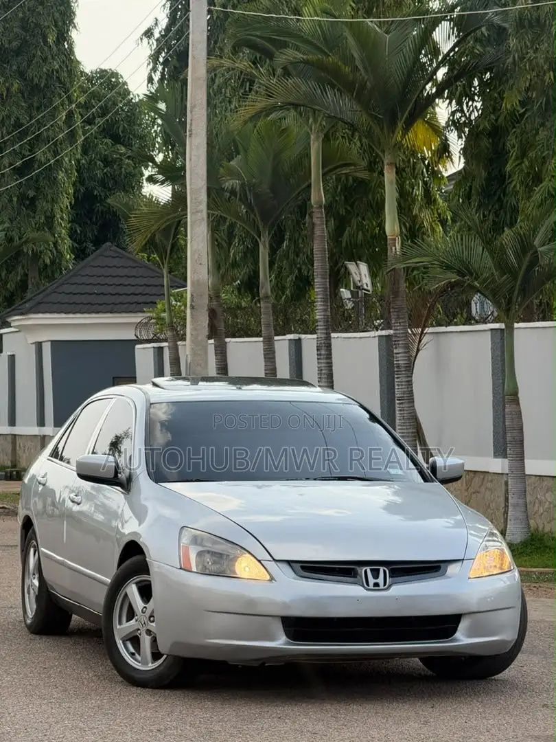 Honda Accord 2003 Silver