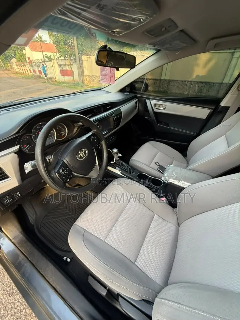 Toyota Corolla 2015 Gray