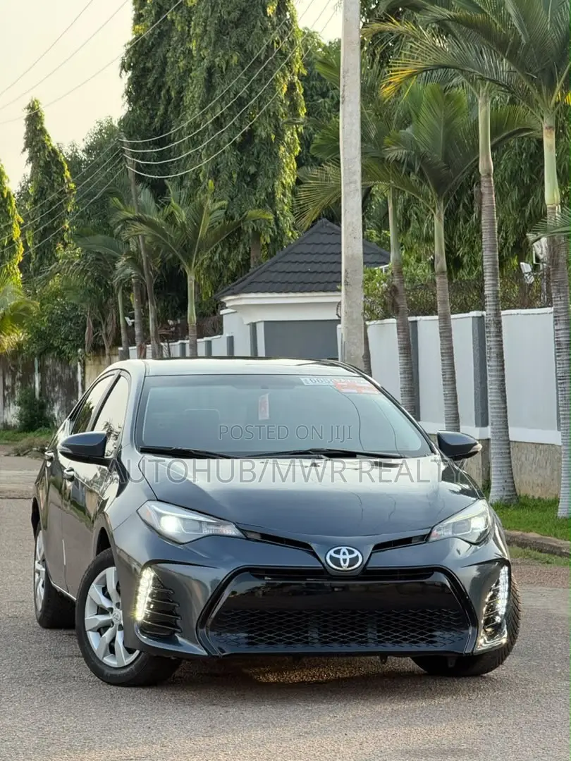 Toyota Corolla 2015 Gray