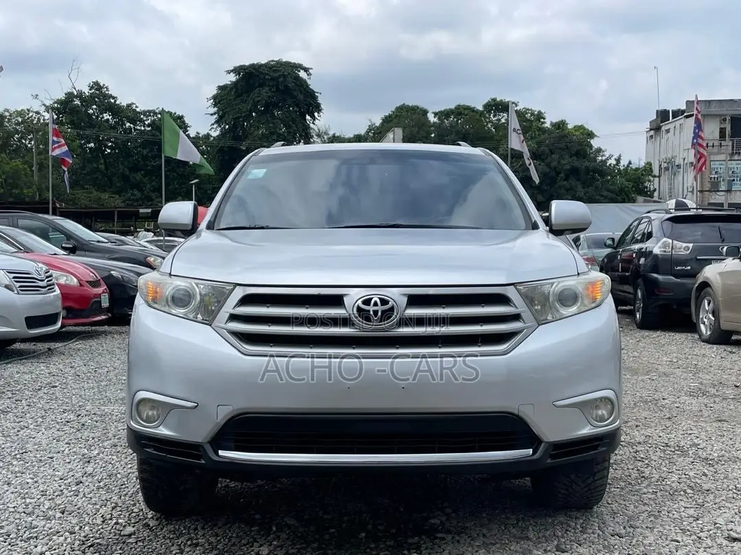 Toyota Highlander 2013 Silver