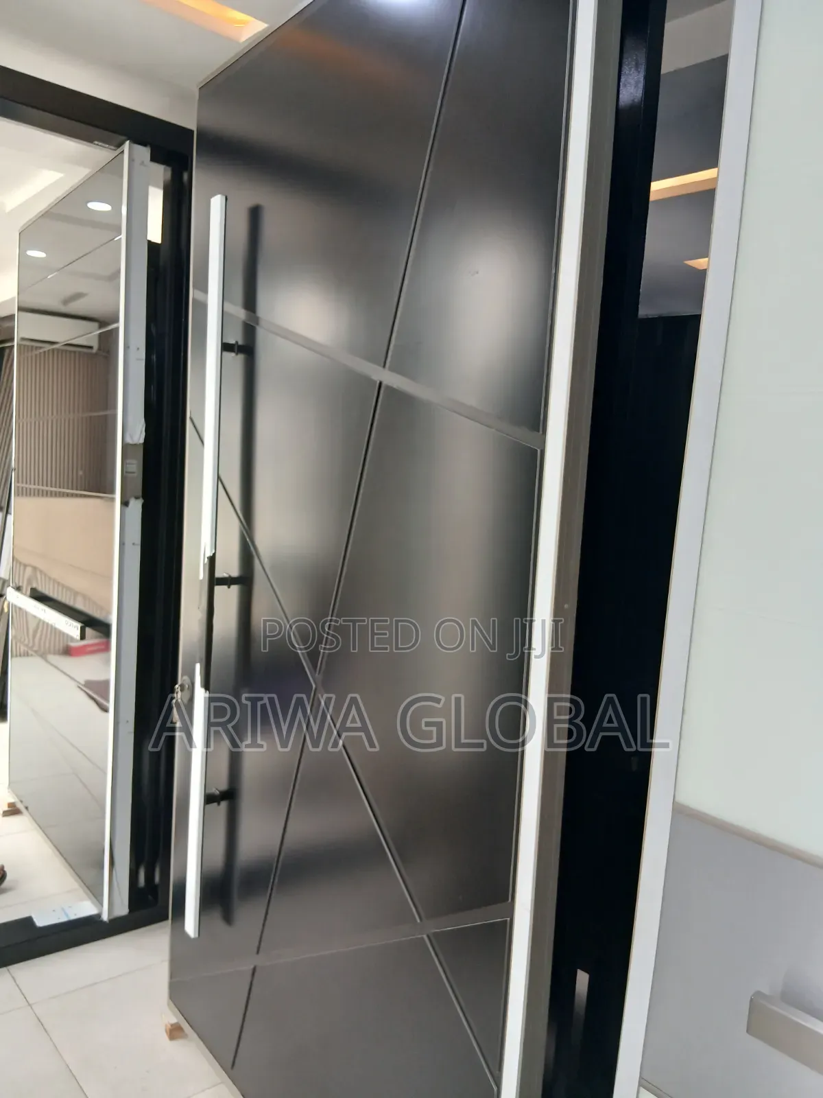 Entrance Quality Security Standard Turkey Pivot Door