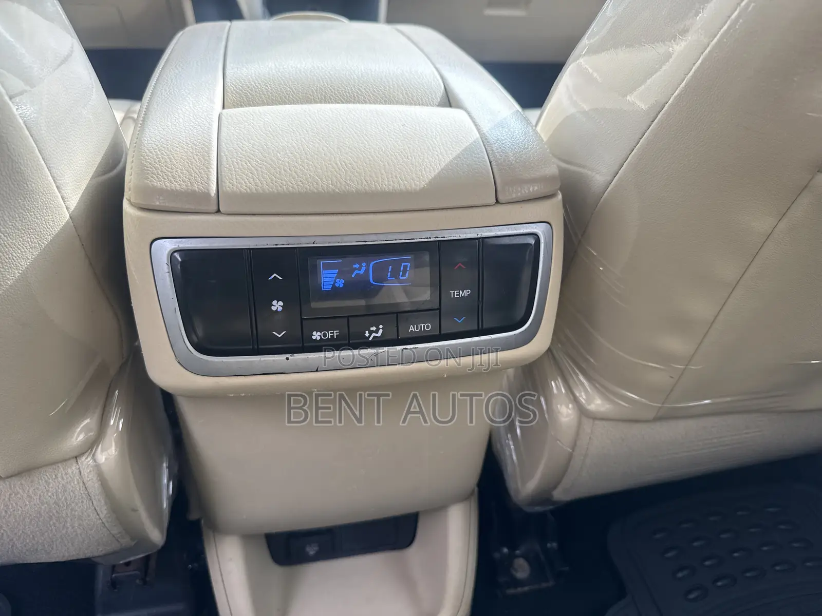 Toyota Highlander XLE 4dr SUV AWD (3.5L 6cyl 6A) 2015 Black