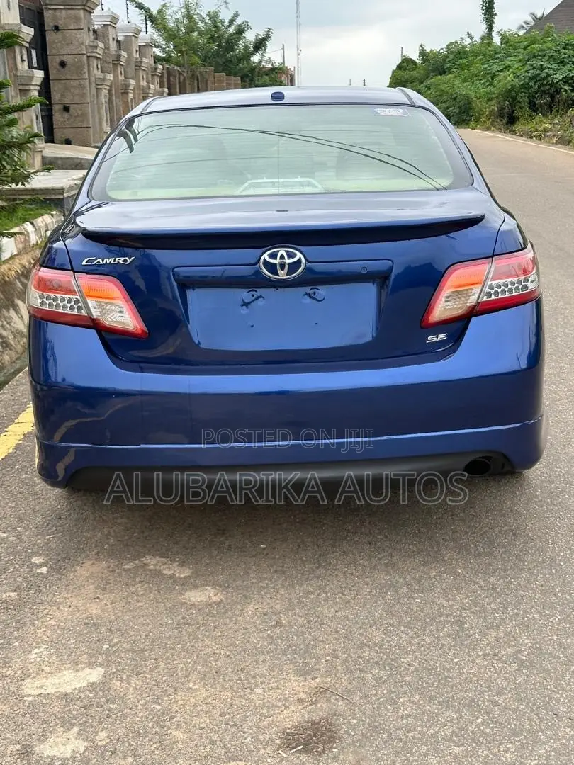 Toyota Camry 2009 Blue
