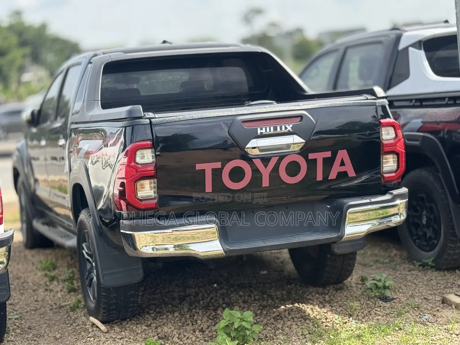 Toyota Hilux SR5 4x4 2013 Black