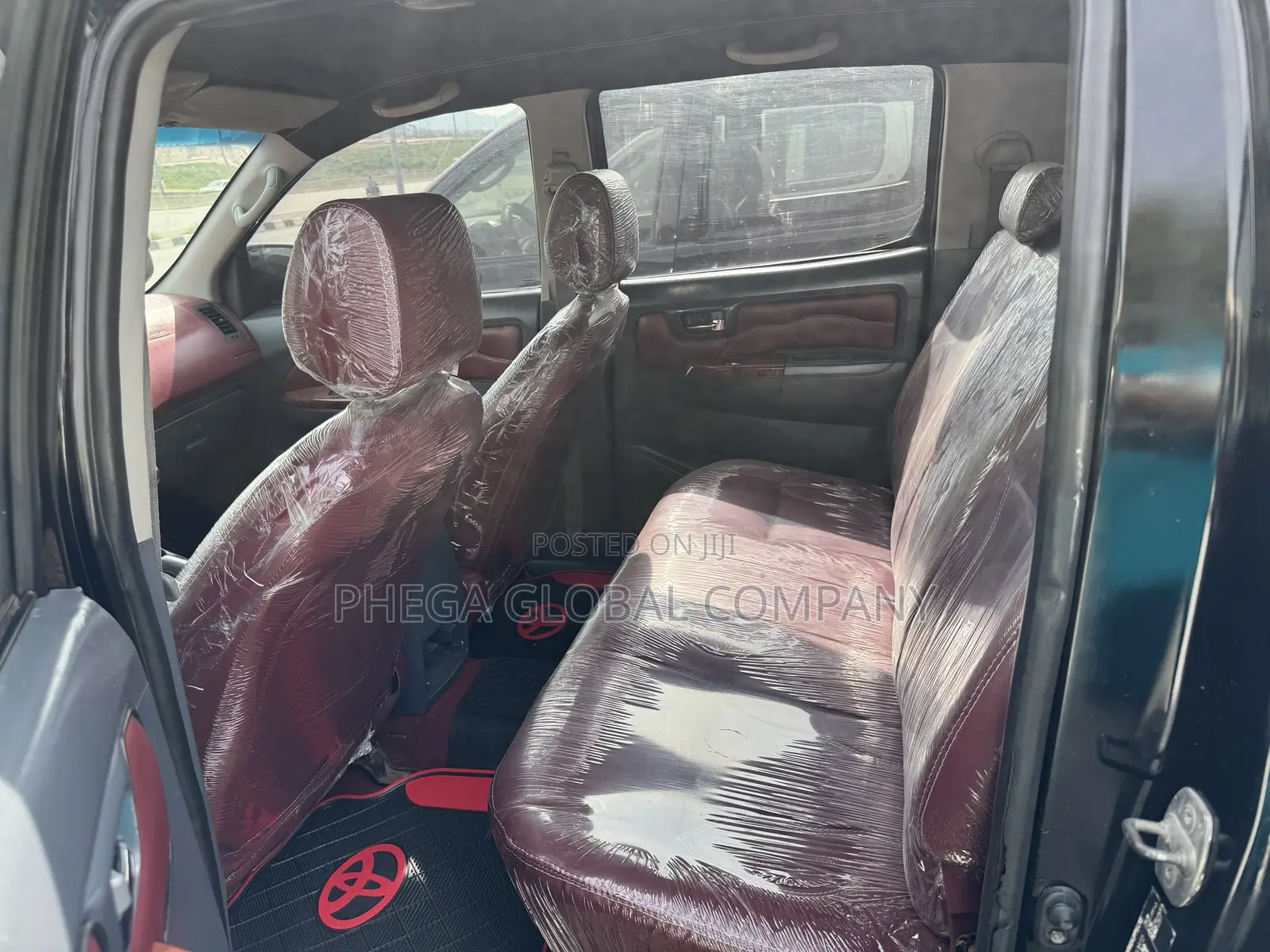 Toyota Hilux SR5 4x4 2013 Black