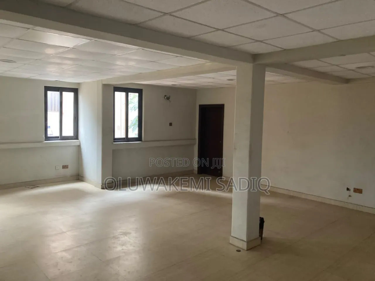 6 Storey Open Floor Office Building