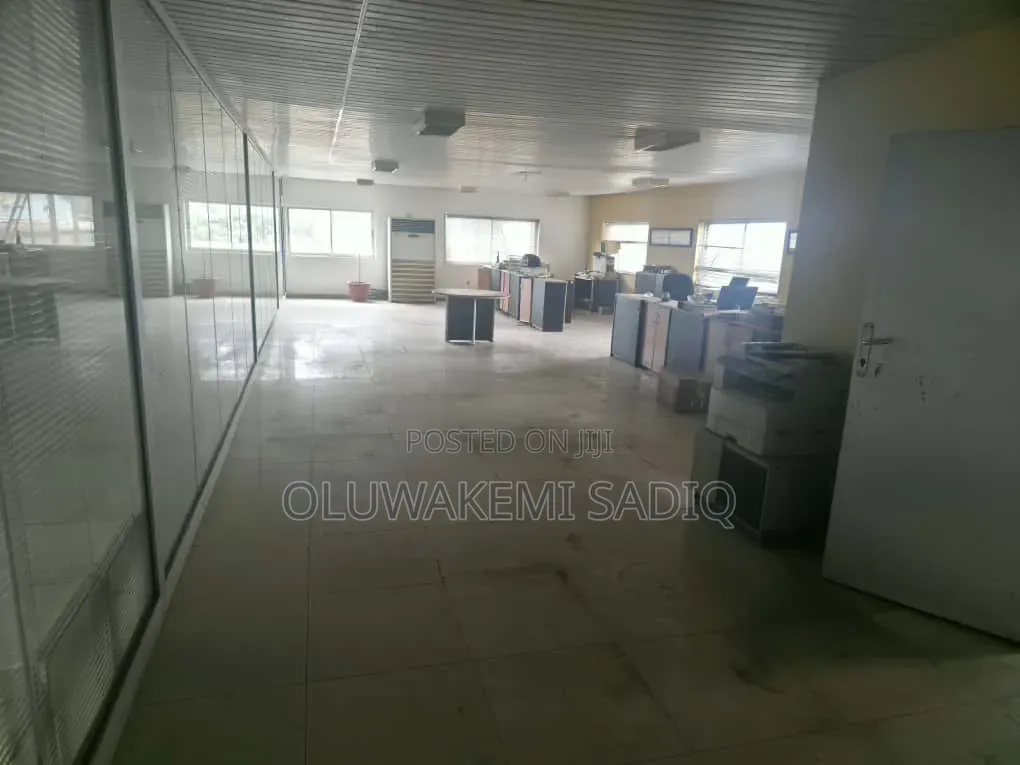 3 Floor Office Building