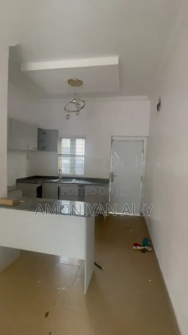 Mini Flat in Buenevista Estate, Lekki Expressway for sale