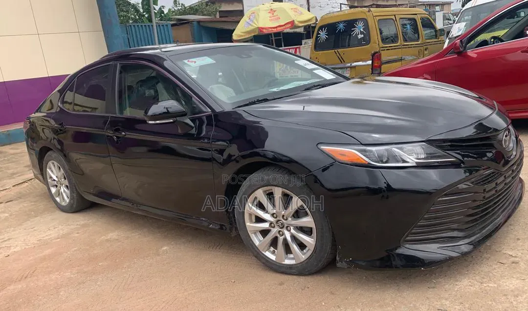 Toyota Camry 2019 Black