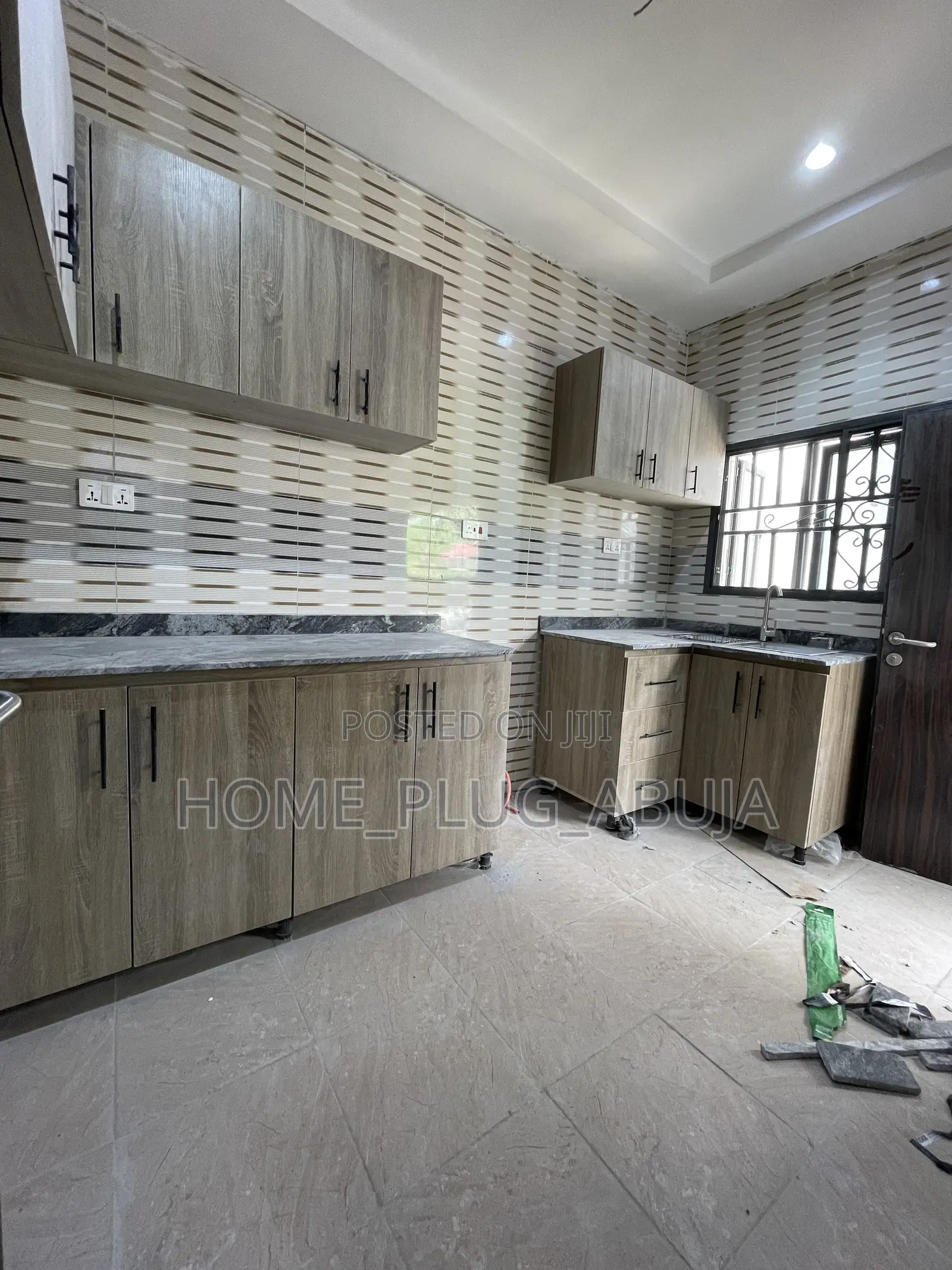 2bdrm Block of Flats in Off News Engineering, Dawaki for rent