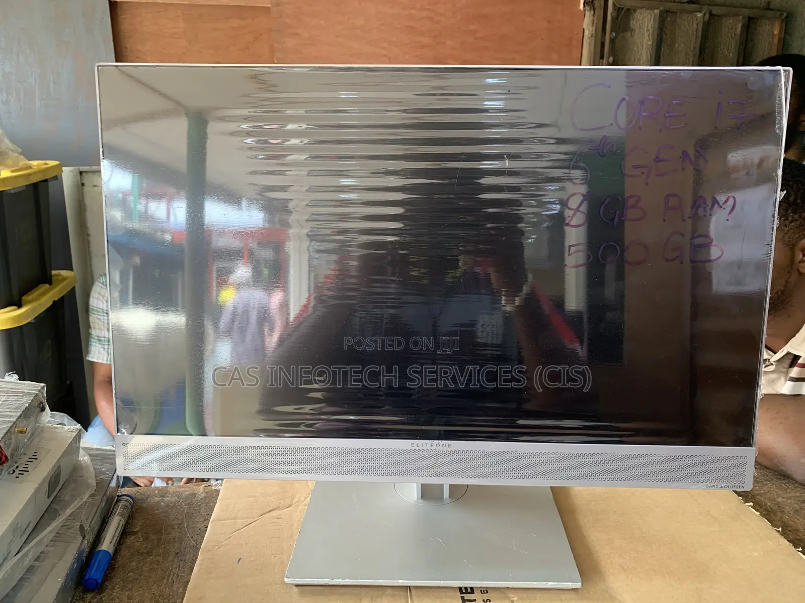Desktop Computer HP EliteOne 800 G3 8GB Intel Core i7 SSD 256GB