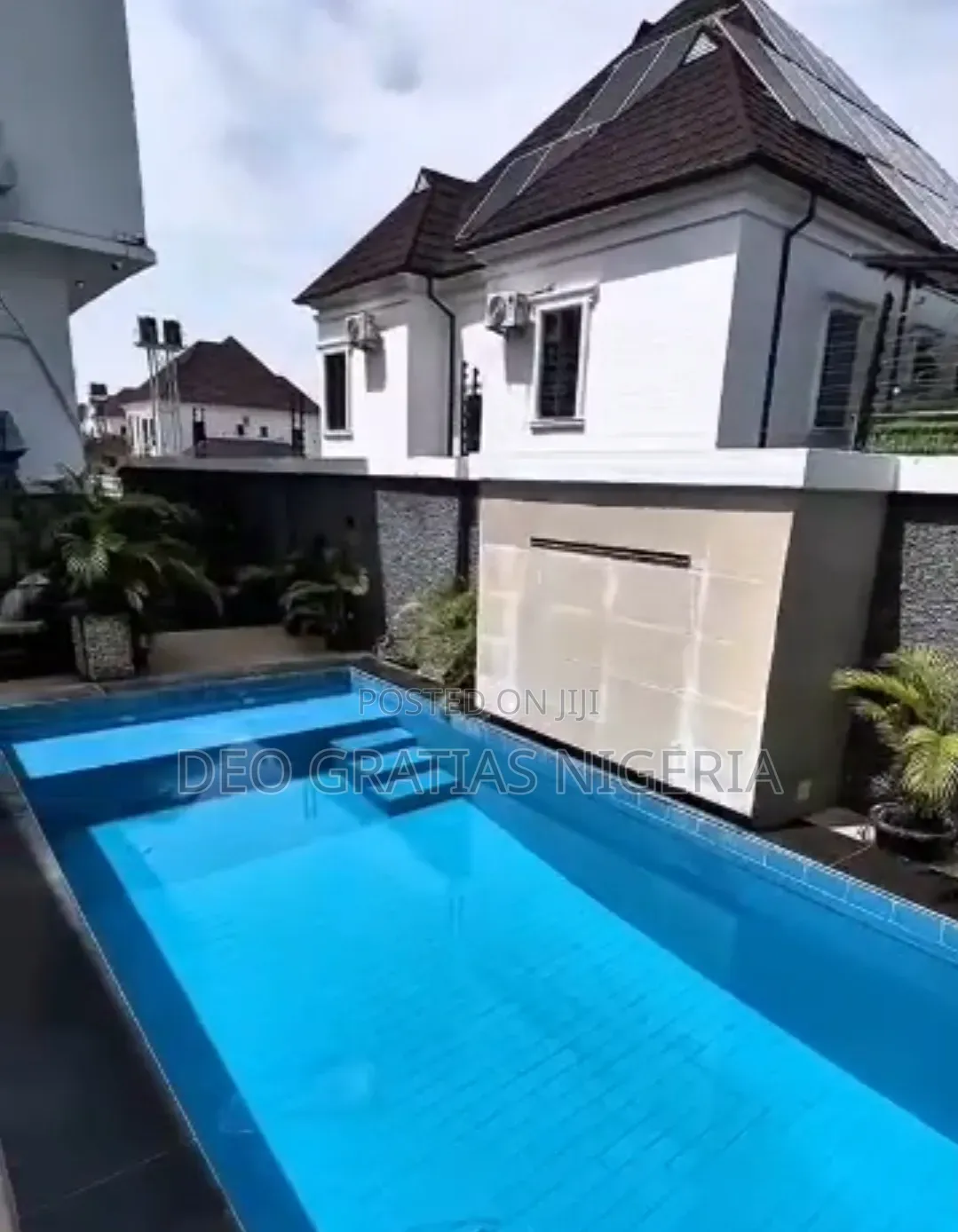 4bdrm Duplex in Voice Of Nigeria, FHA for sale