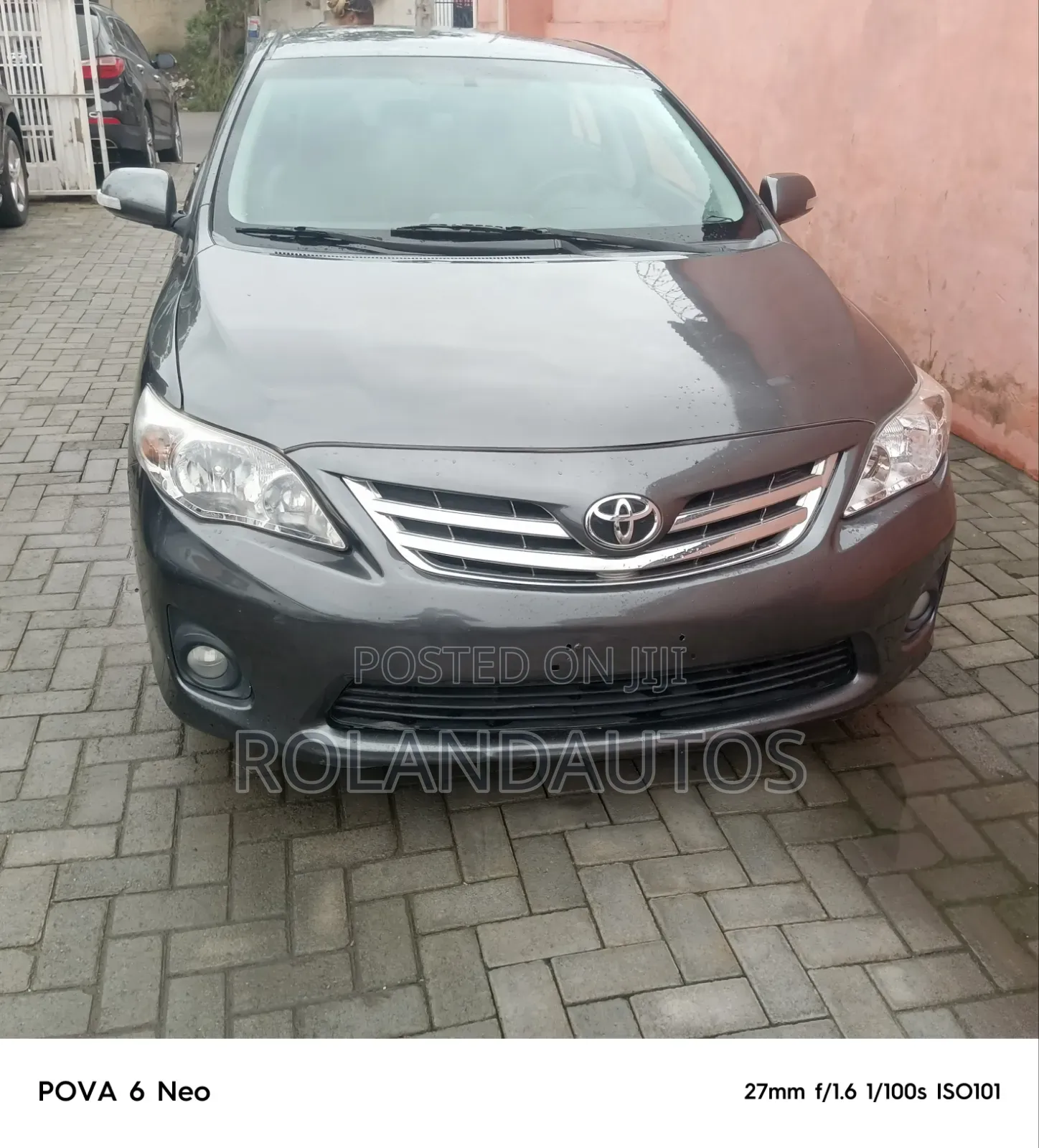 Toyota Corolla 2011 Gray