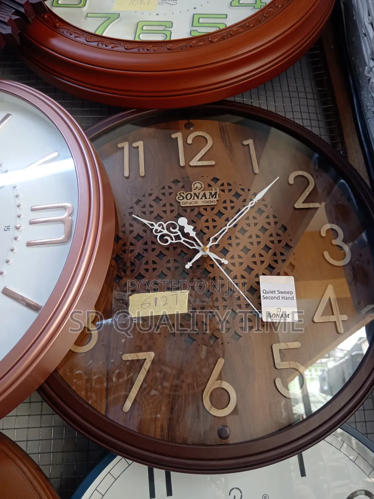 Sonam Vintage Quality Wall Clock