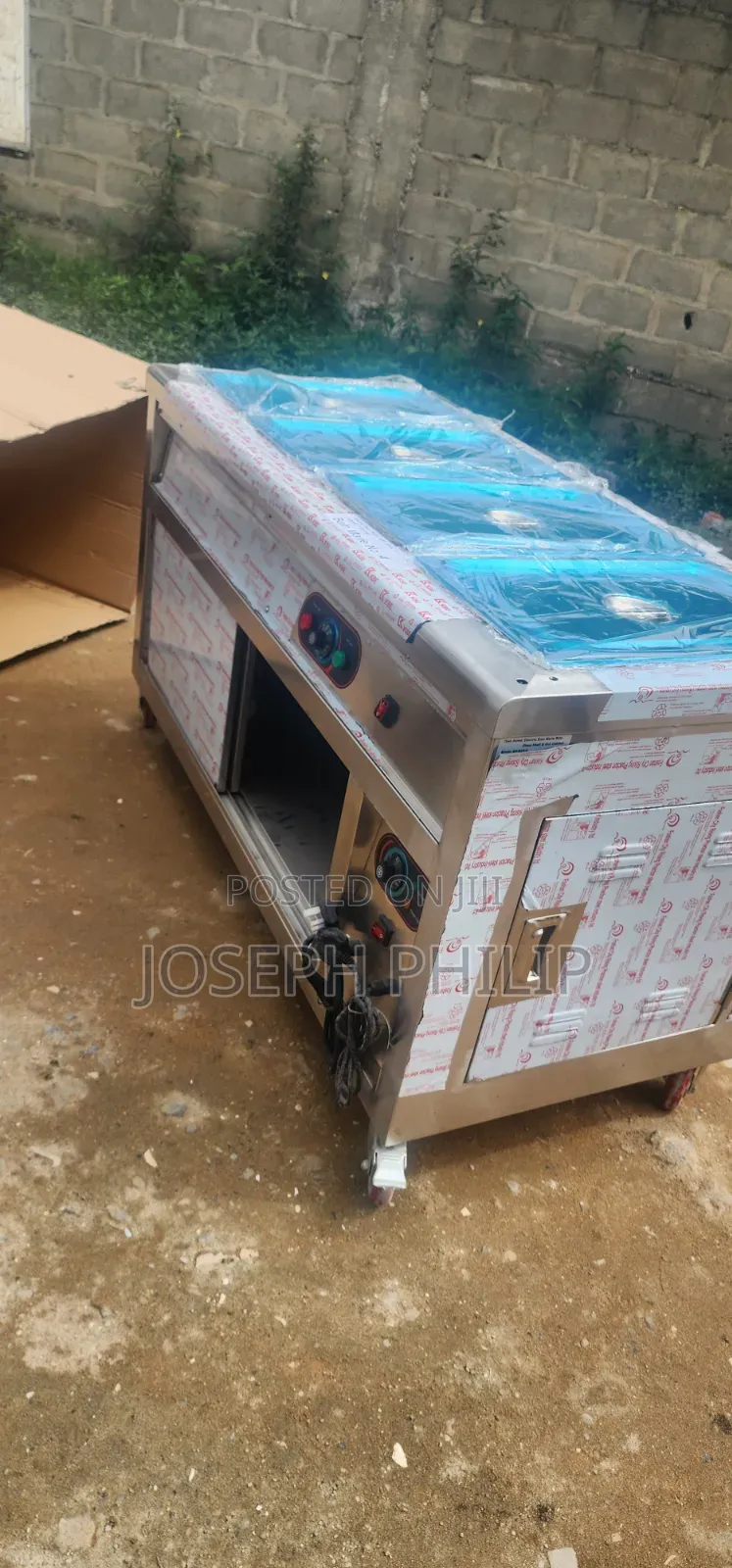 Food Warmer With Hot Cupboard