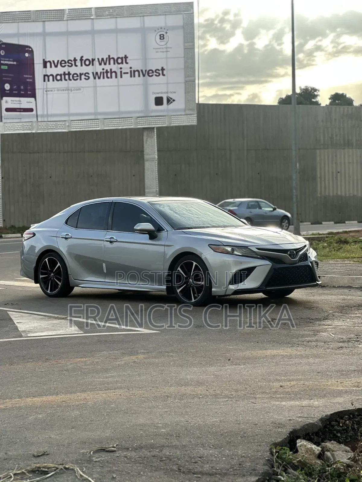 Toyota Camry 2018 Silver