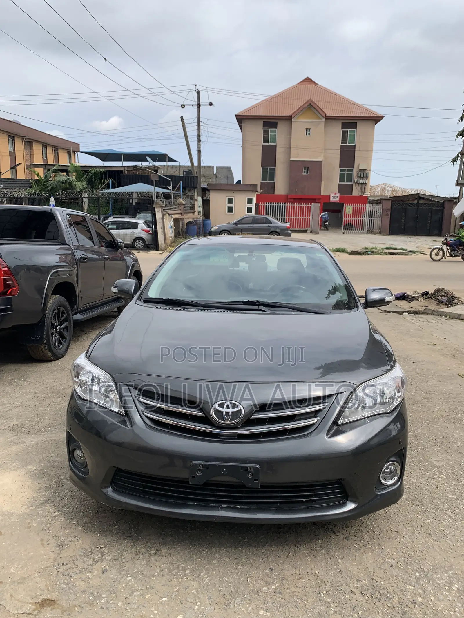 Toyota Corolla 2012 Gray