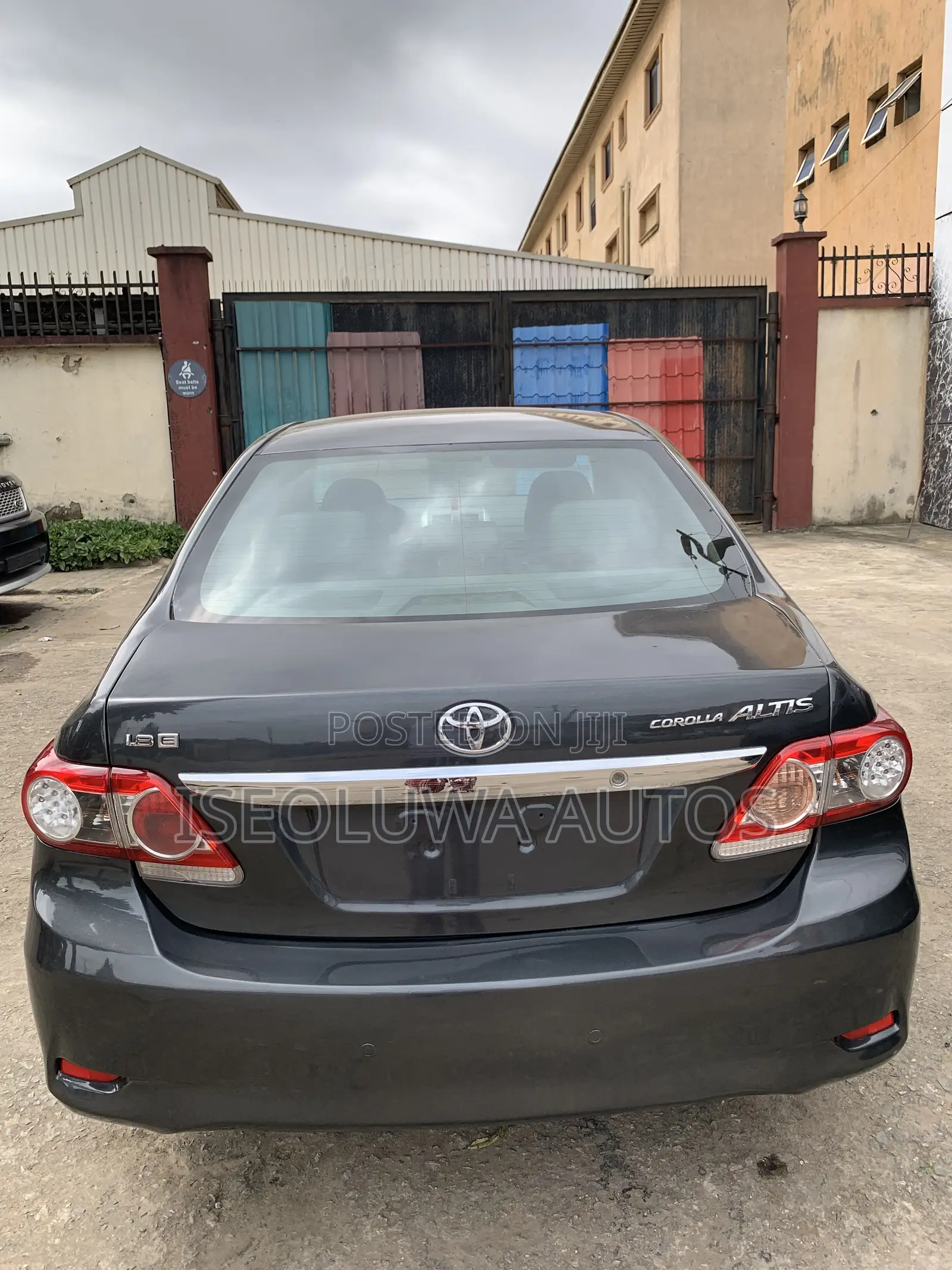 Toyota Corolla 2012 Gray